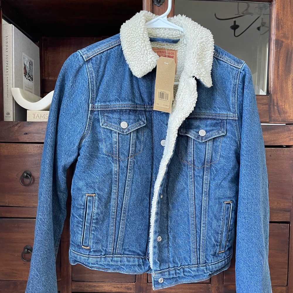 Womens Levi’s Original Sherpa Trucker Jacket